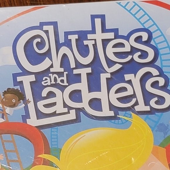 HASBRO CHUTES AND LADDERS game fun - Picture 4 of 6